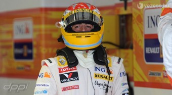 Alonso a Ferrari harmadik pilótája lesz?