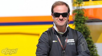 Barrichello rögtön lecsap Buttonra