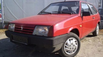 Nincs százezres autó!