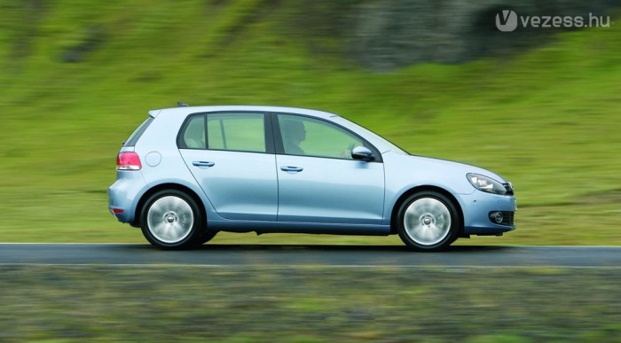 A Golf nyert az Octavia ellen