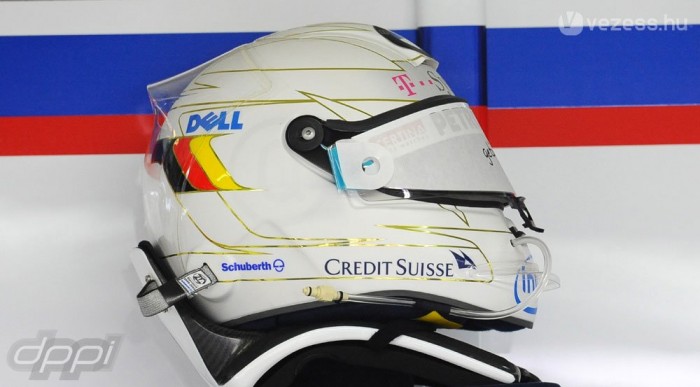 Qiuck Nick tavalyi németes sisakja