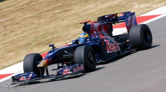 Piszkos munkát végez a Toro Rosso?