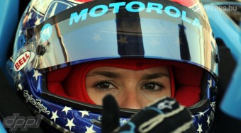 Hamilton: Egy nő rúgja szét a seggünket!