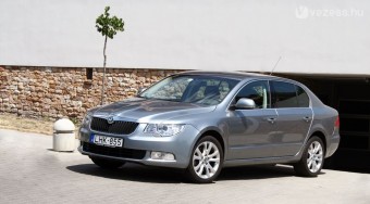Ez lehetne a Škoda Szupercé
