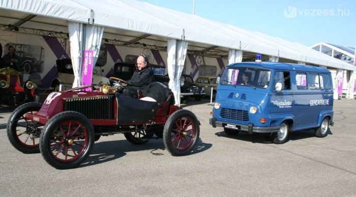 A Baumaxból hoztak facsavart a veteránhoz