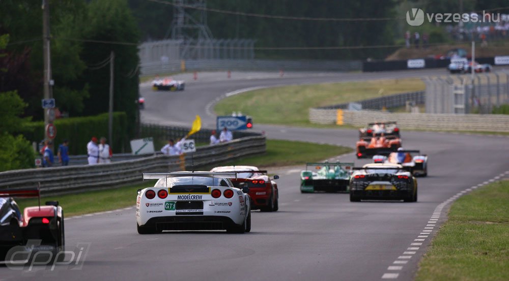 Videón a Peugeot győzelme Le Mans-ban 17