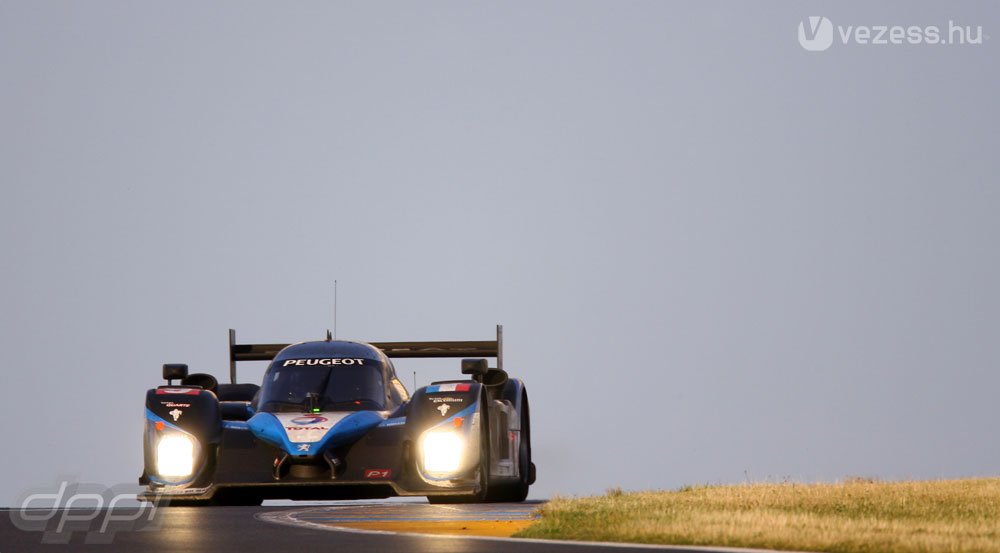 Videón a Peugeot győzelme Le Mans-ban 37