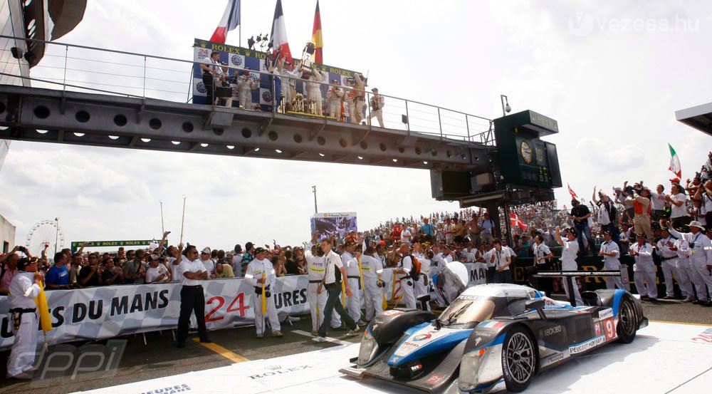 Videón a Peugeot győzelme Le Mans-ban 47