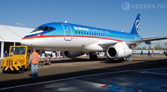 Orosz-francia-olasz gépek a Malévnál 5 | Vezess Orosz gép, francia és olasz segítséggel