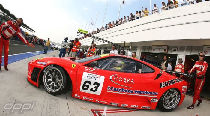 A GT2-ben Ferrarik harcolnak Porschék ellen