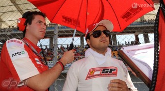 F1: A pilóták a szakadásra várnak