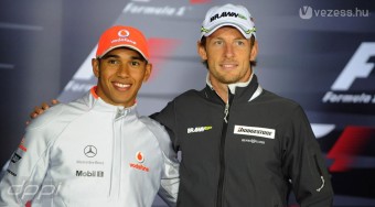 Hamilton Buttonnak drukkol vasárnap