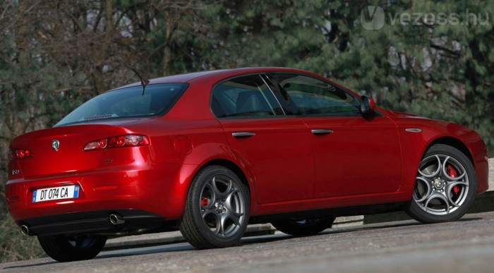 170 lóerős dízel kerül bele