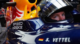 A Red Bull az élen Silverstone-ban
