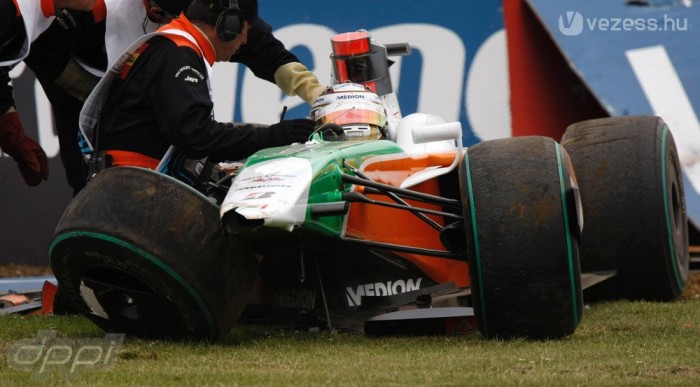 Fékhiba miatt szállt el Sutil