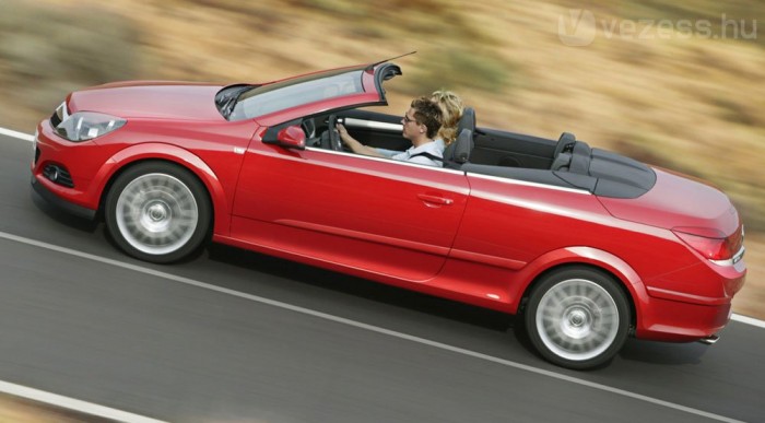 Roadster készül az Opel Astrából? 6 | Vezess Jelenleg négyüléses az Astra kabrió