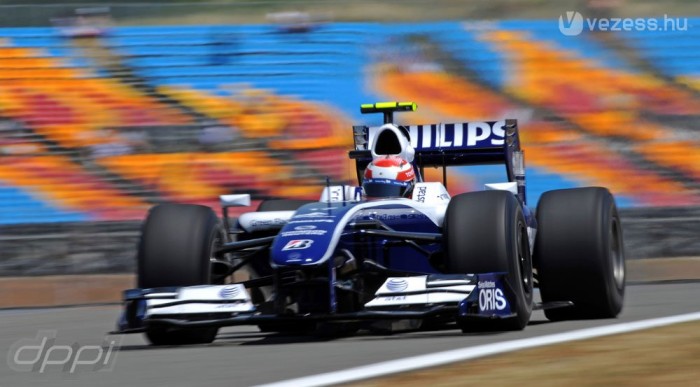 A Williams visszalépne a klubba