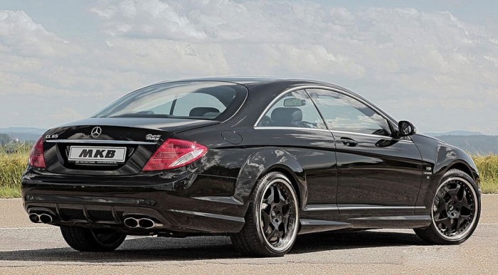 Sportfutómű és szélesebb gumik javítják az útfogást