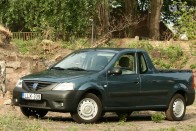 Szegény ember Dacia Pick-uppal jár