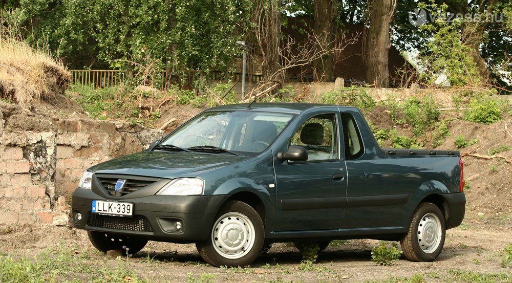 Szegény ember Dacia Pick-uppal jár