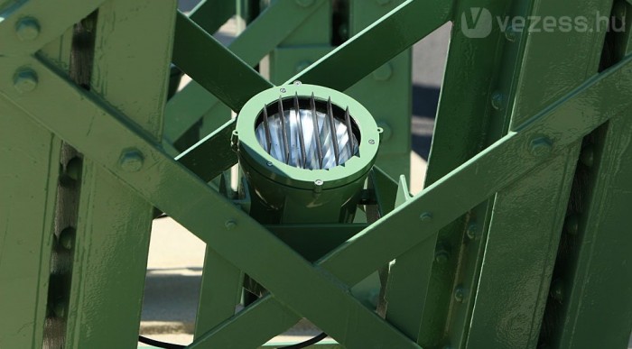 Kísértethíd a Dunán 10 | Vezess Reflektor a rácsok között