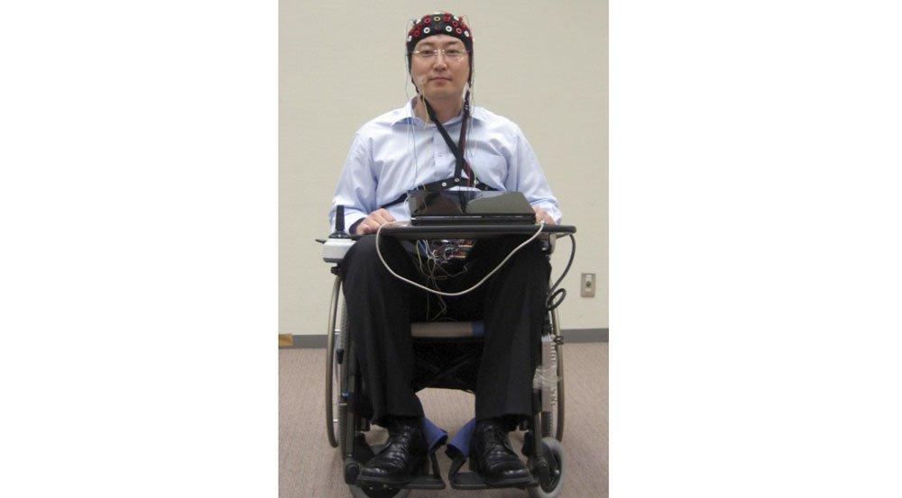 34106_255267_1000x700.jpg | Vezess | Vezess Halad, megáll, kanyarodik..