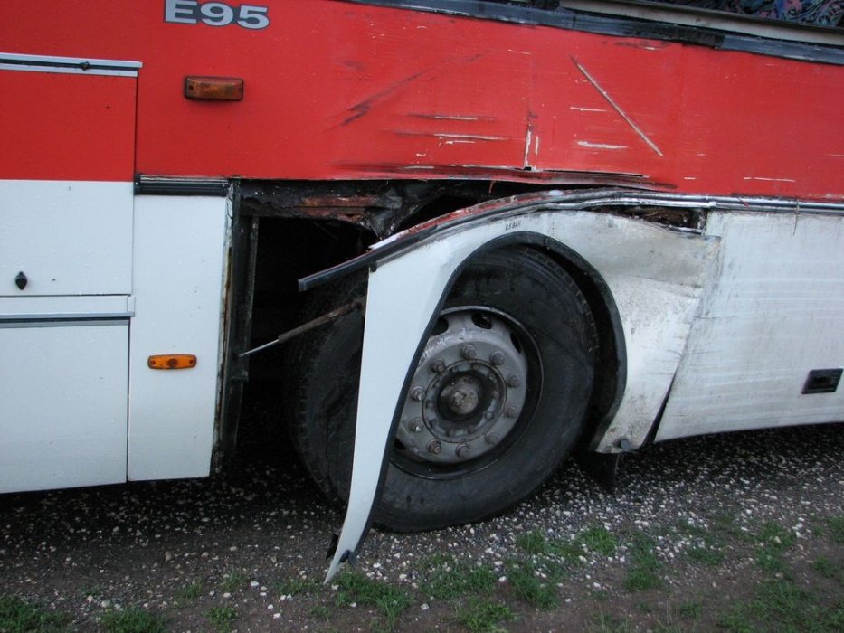 Képek a vértesboglári buszbalesetről 10