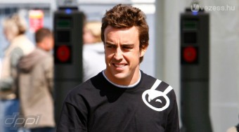 Alonso Schumacher példáját követi