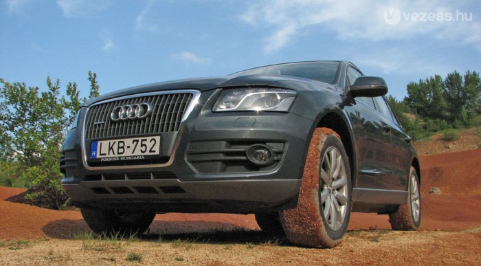 Könnyű terepen, sáros földúton nagy élmény