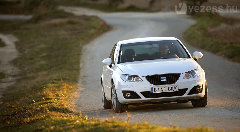 Már nálunk is: SEAT Exeo 11