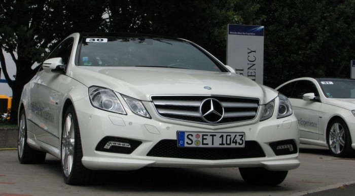 Szép, elegáns újdonság: E Coupé