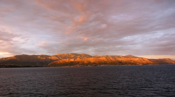 Split a tenger felől