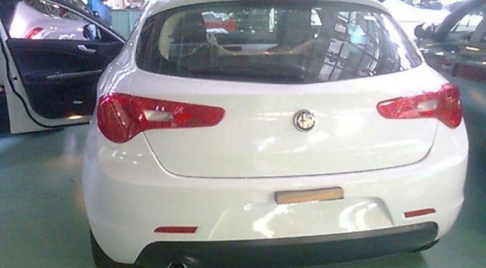 Meztelenül az új Golf-konkurens 6