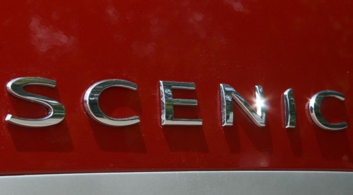 Teszt: Renault Grand Scénic 1.5 dCi 7 | Vezess Nincs rajta, hogy Grand