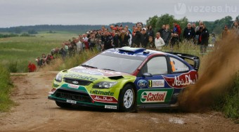 Nyerje meg a ralisztár kesztyűjét!