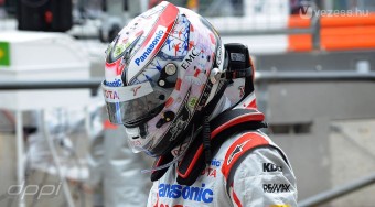 Glockot megbüntették