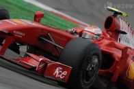 Vettel nem elégedett a 2. hellyel 99