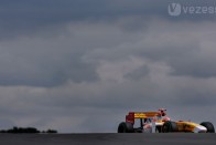 Vettel nem elégedett a 2. hellyel 136