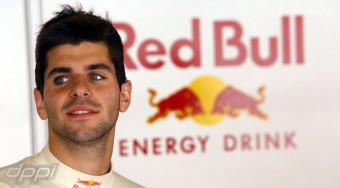 Kirúgták a pilótát!