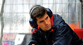 Hivatalos: Megvan az új F1-pilóta