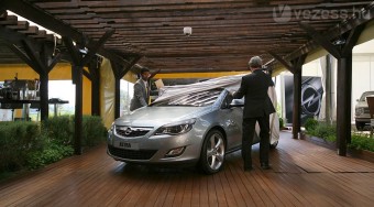 Szenzáció: itthon az új Astra!