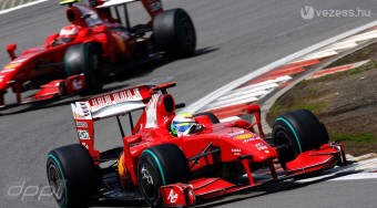 A Ferrari feladja 2009-et