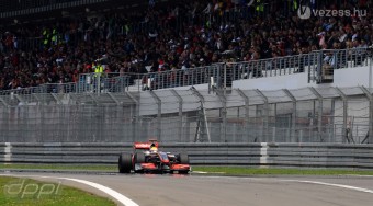 Hamilton megkapta a magáét