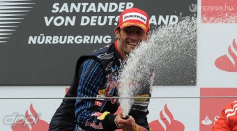Schumacher: Hiba volt Webber győzelme!