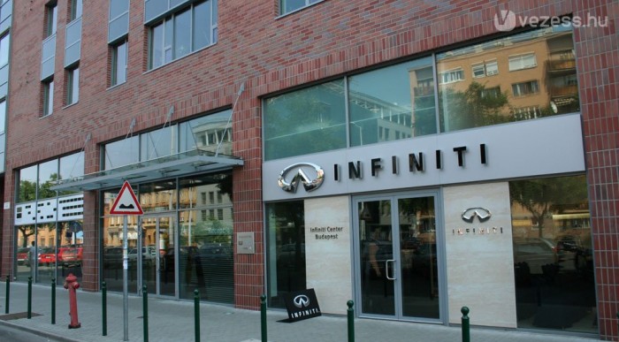 Az Árpád híd közelében működik a szalon