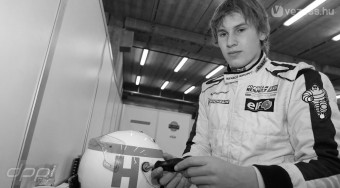 Autóversenyen elhunyt a legenda fia