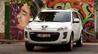 Mitsubishinek látszó Peugeot terepjáró, Citroën-motorral