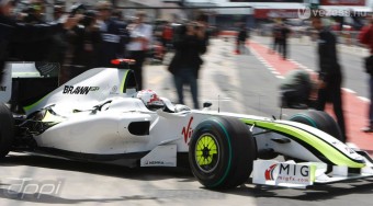 Alonso Buttonra fogadna