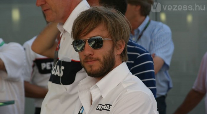 Miért nem megy a BMW-nek? 8 | Vezess Heidfeld cool