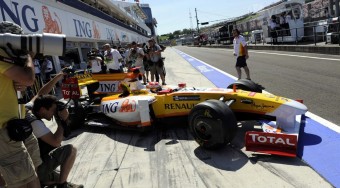 Alonso csak csevegett